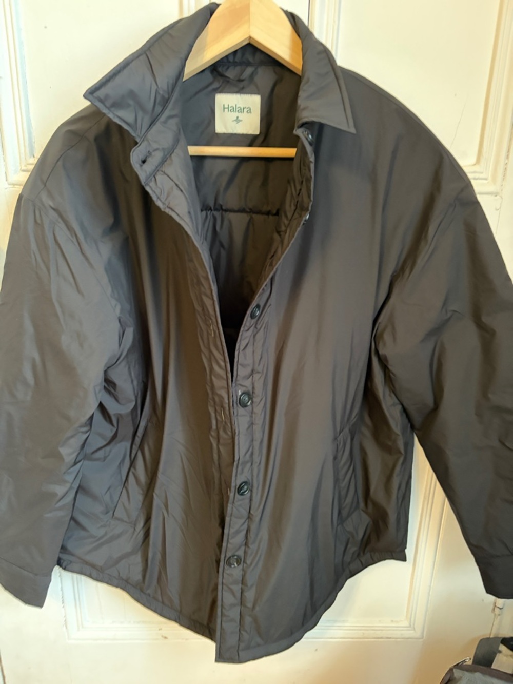 HALARA black Lightweight Women's Puffer Coat